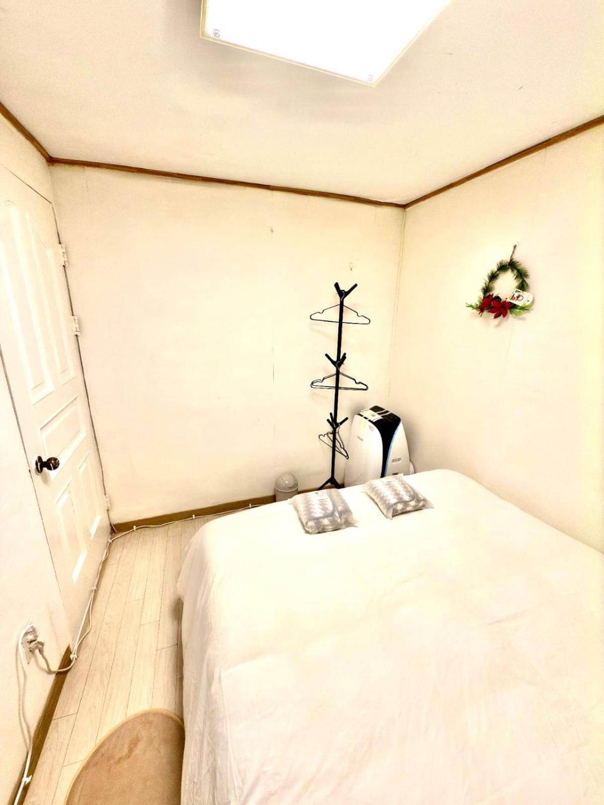 Private Family Home, 2-bedrooms